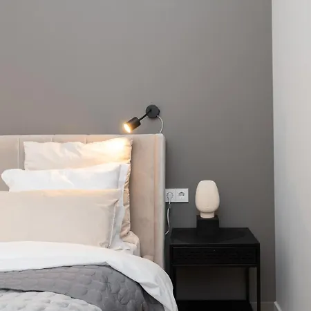 Dashaus 2 Bedroom