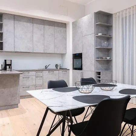 Apartamento Dashaus 2 Bedroom *