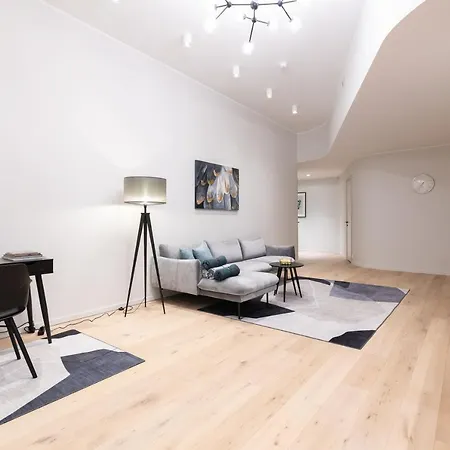 Dashaus 2 Bedroom *